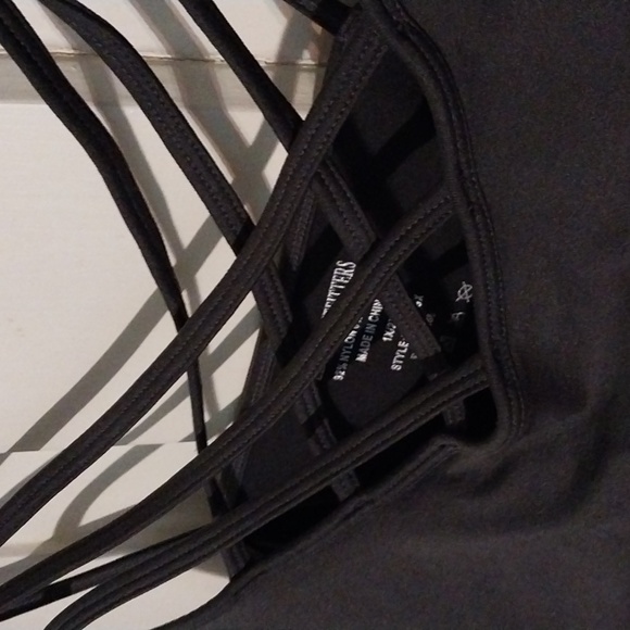 Like New Bralette - Picture 3 of 4